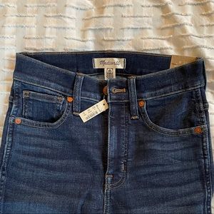 NWT Madewell 10” High-Rise Insuluxe Denim Jeans